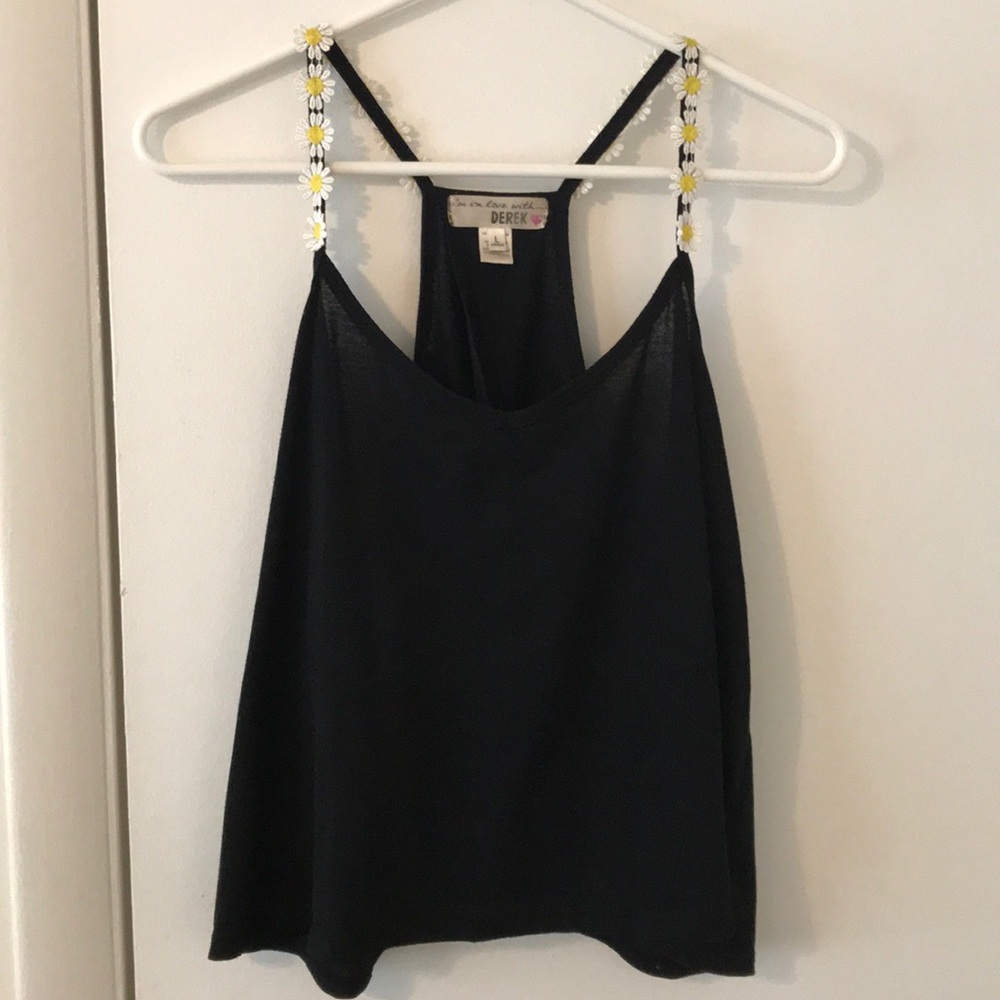 Daisy Strapped Tank Top 🌼